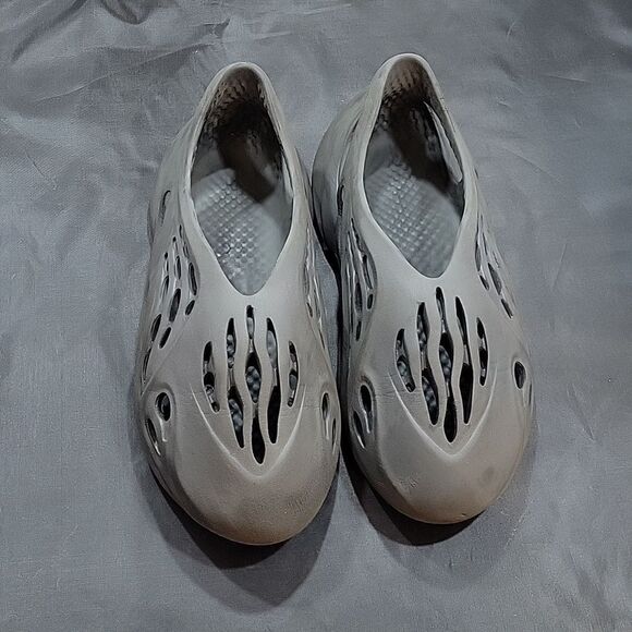 ADIDAS YEEZY FOAM RUNNER 'STONE SAGE (TD) - Picture 4 of 16